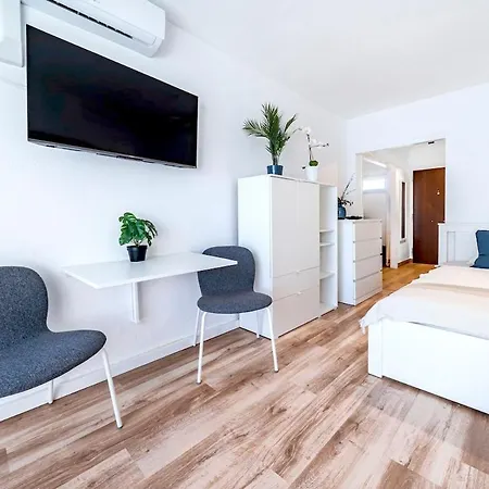 Modern Seaside Escape Appartamento *